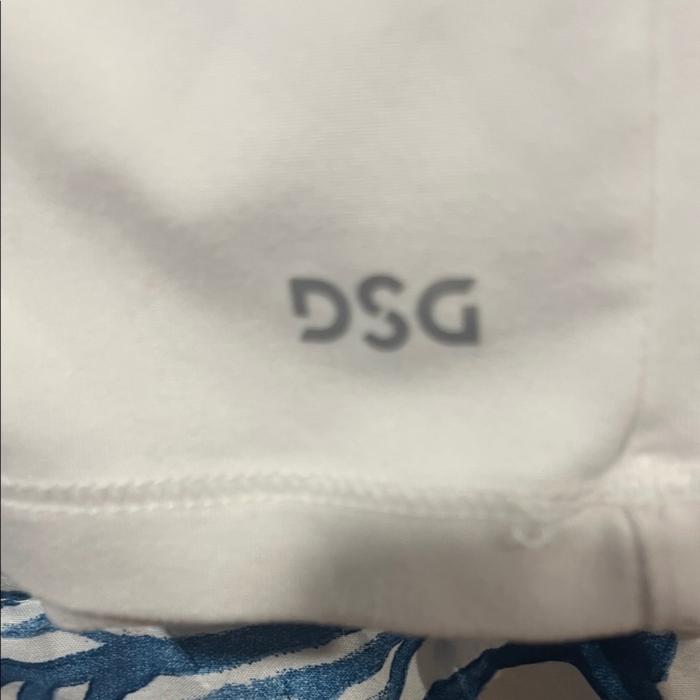 DSG White Sleeveless Tee - Picture 4 of 6